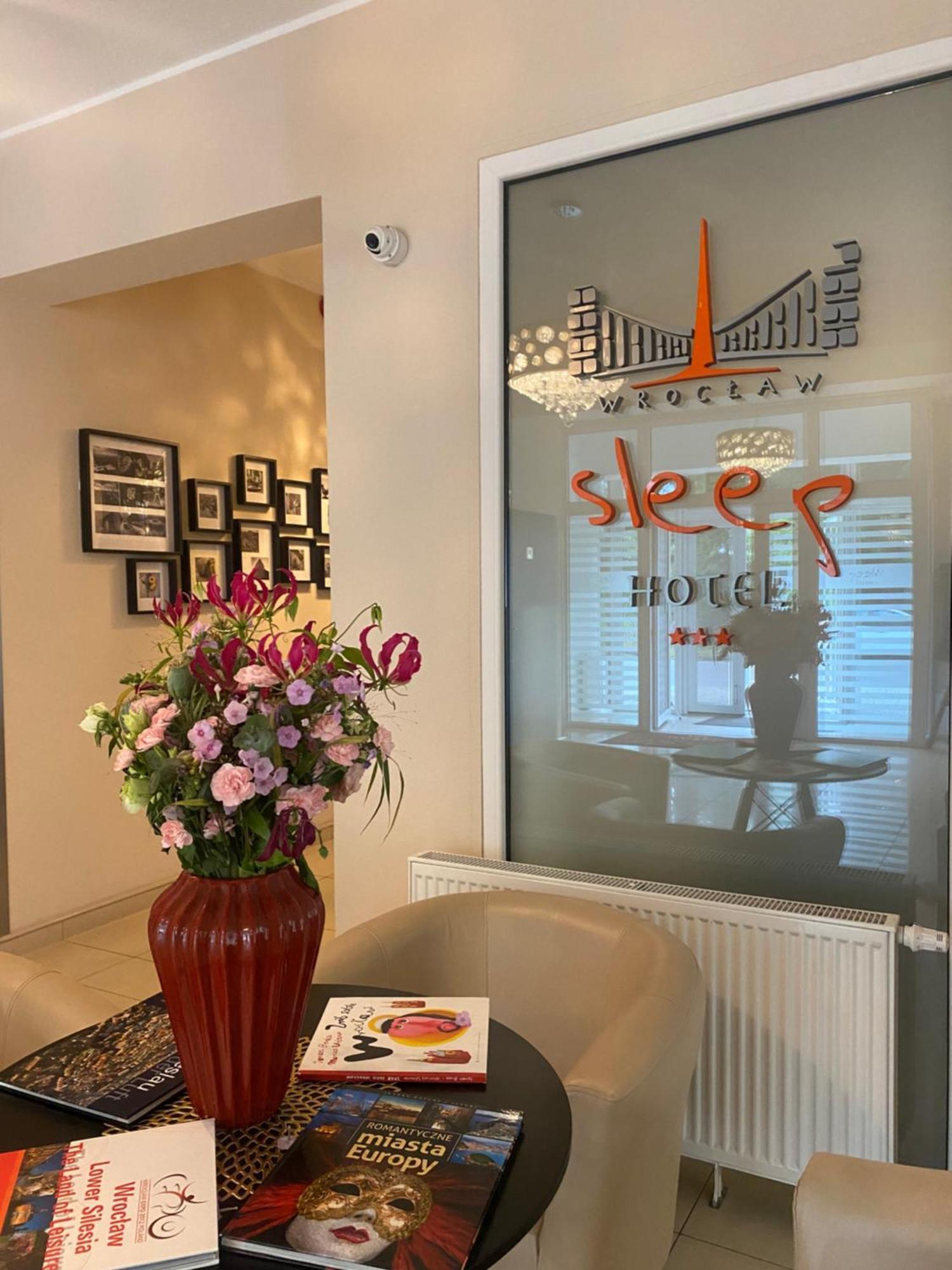 Hotel Sleep Wroclaw Exterior photo