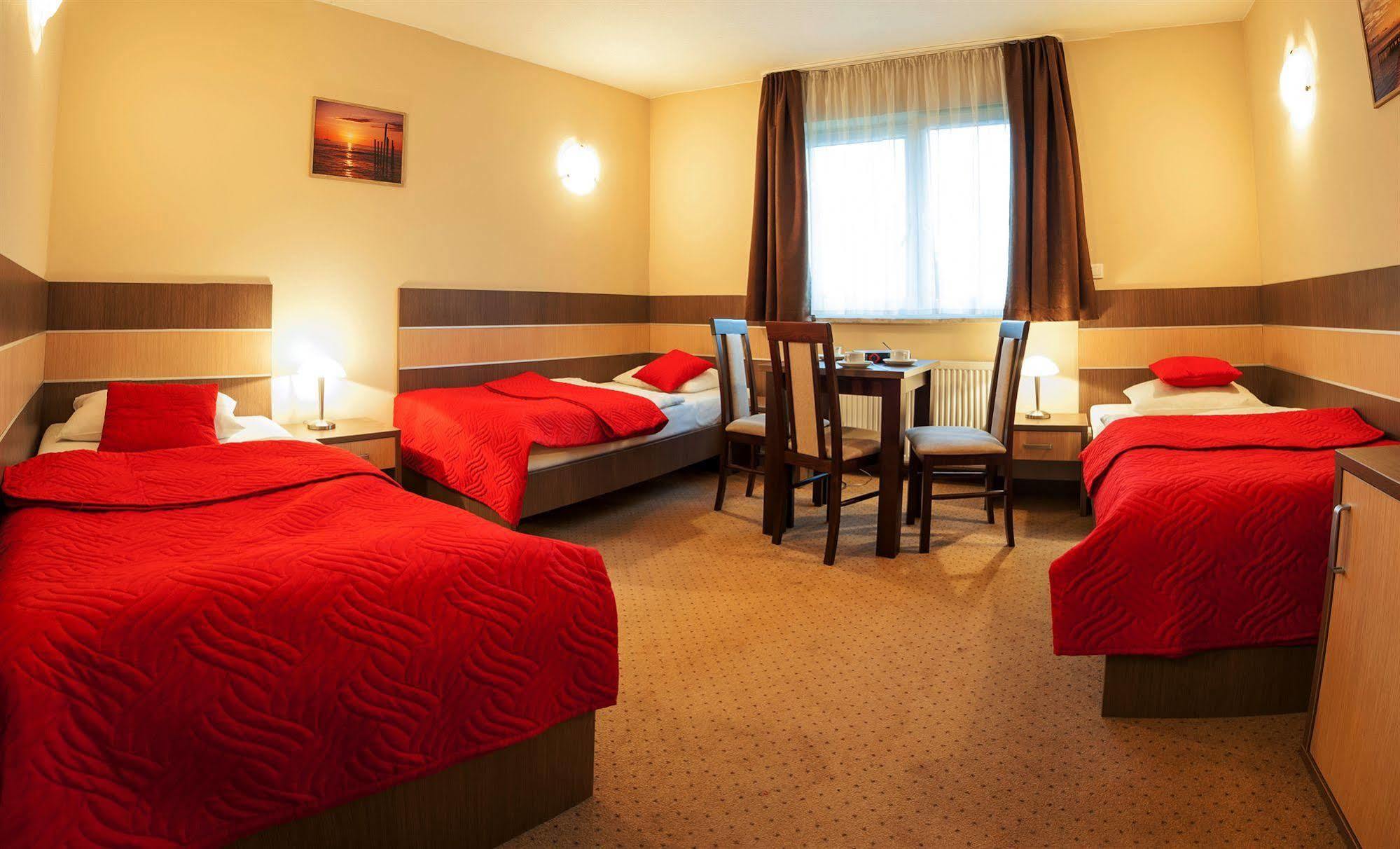 Hotel Sleep Wroclaw Exterior photo