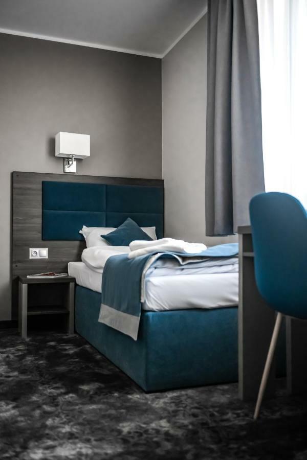 Hotel Sleep Wroclaw Exterior photo
