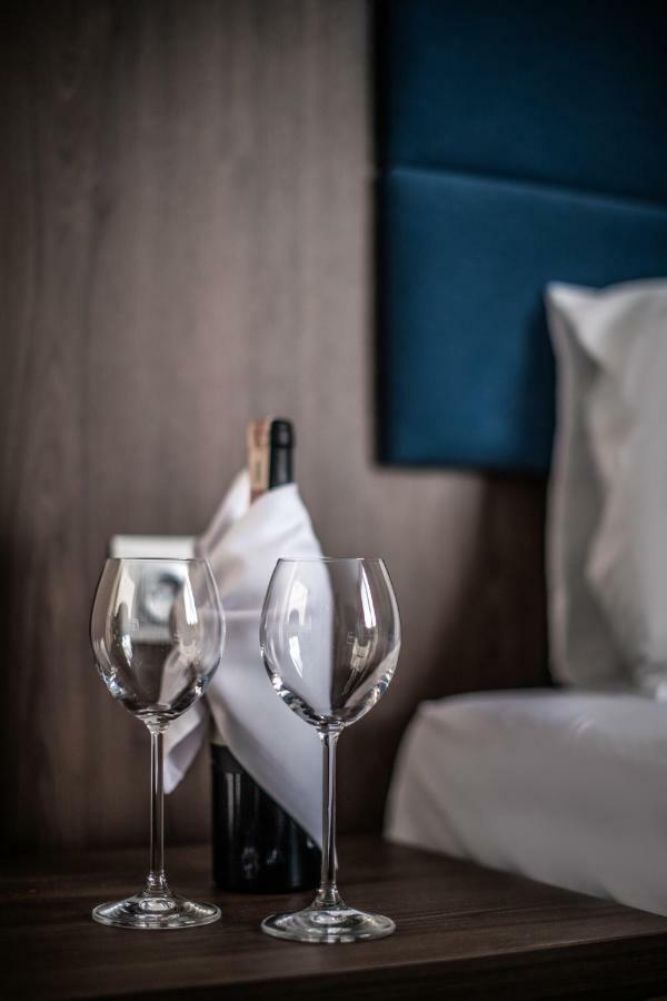 Hotel Sleep Wroclaw Exterior photo